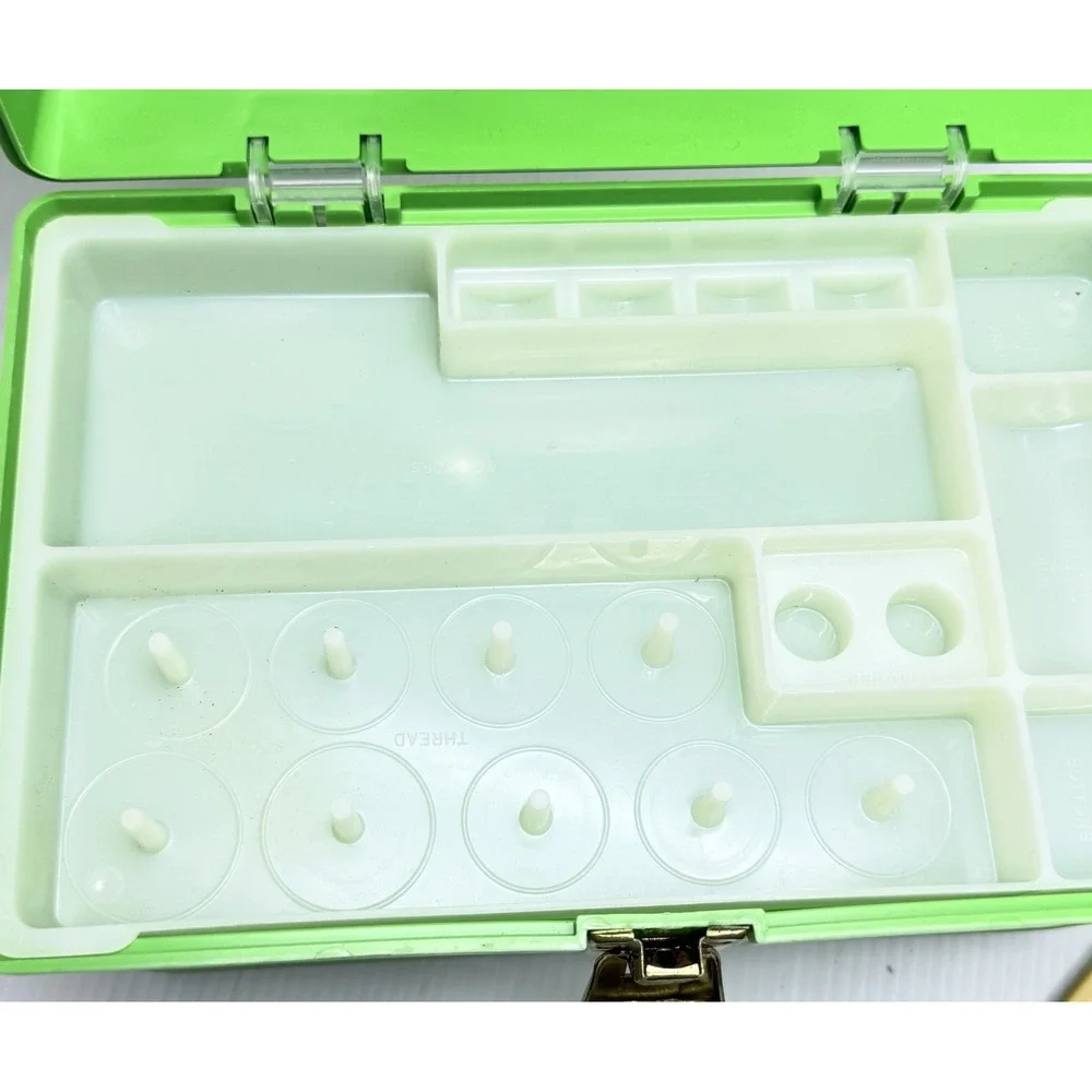 Vintage Wil-Hold Small Sewing Box Green Kitten Cat Retro Craft Organizer USA